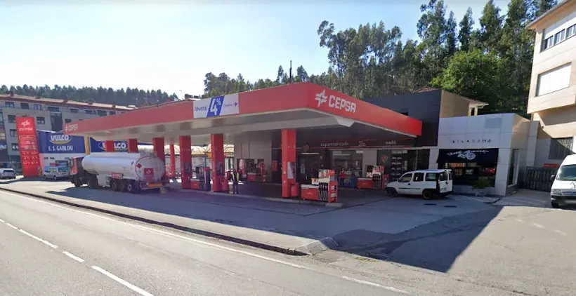 Carrefour Express en Avenida de la Comunidad, 28, Junto a la Estación Cepsa, Palencia