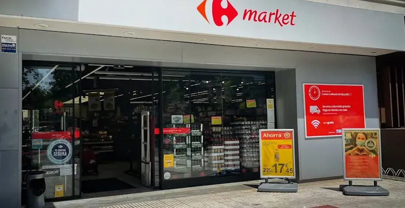 Carrefour Market en Avenida Bayona, 2, Pamplona
