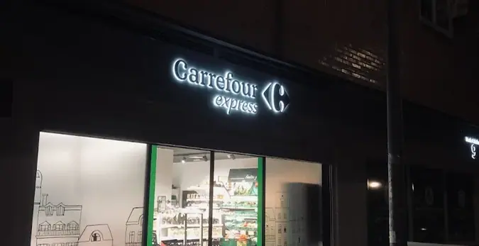 Carrefour Express en Calle María Cristina, 9, Parla