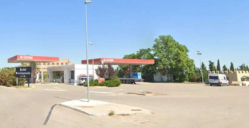 Carrefour Express en Carretera N-232 Pk. 271.2. Dirección Zaragoza, Junto a la Estación Cepsa, Pedrola
