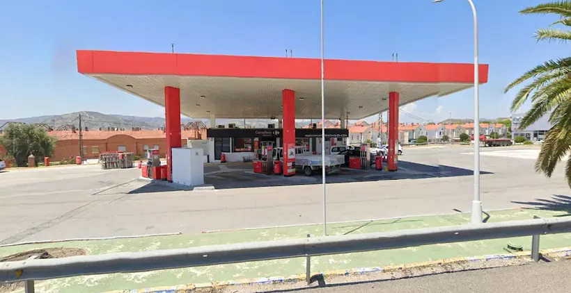 Carrefour Express en A-31, Pk 204,7. Dirección Alicante, Junto a la Estación Cepsa, Petrer