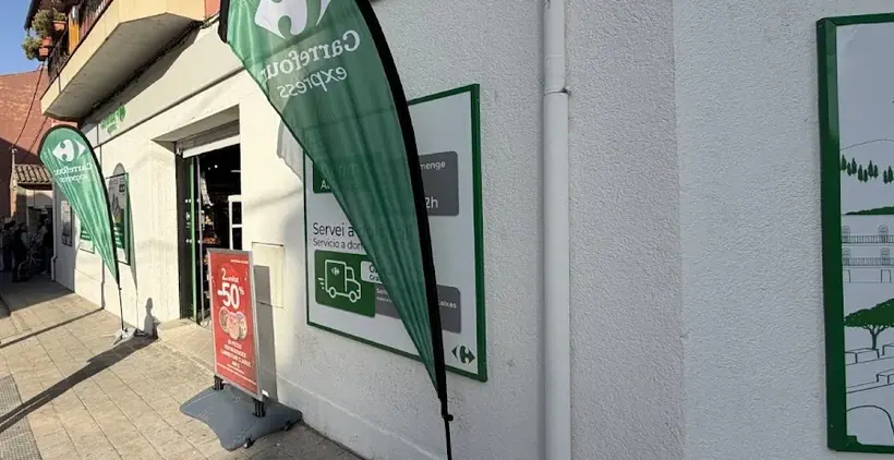 Carrefour Express en Carrer Torrent, 1, Roda de Ter