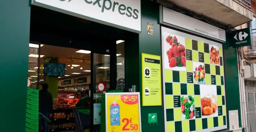Carrefour Express en Avenida Comuneros, 6, Salamanca