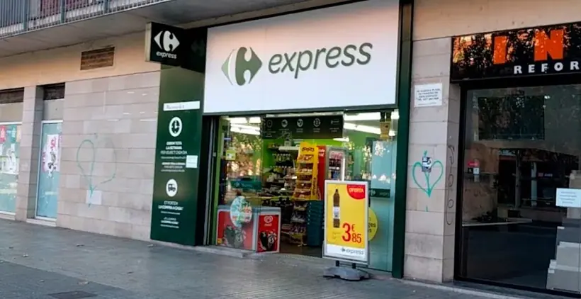 Carrefour Express en Plaza del Textil, 8-9, San Adriá de Besós