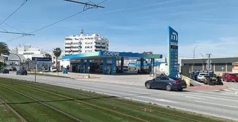 Carrefour Express en Avenida Puente Zuazo, s/n, Junto a la Estación Cepsa, San Fernando