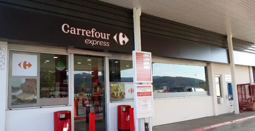 Carrefour Express en Autovía A26 P.K. 75, Junto a la estación de Servicio, Sant Jaume de Lliercas