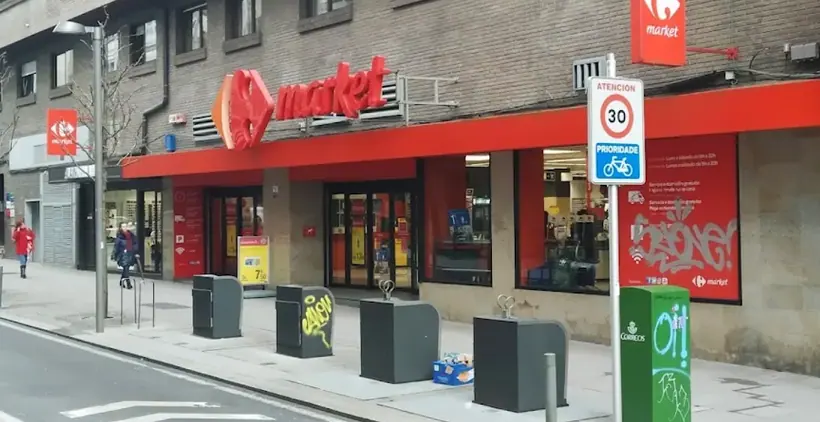 Carrefour Market en Montero Rios, 33, Santiago de Compostela