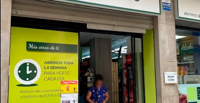 Carrefour Express en Calle Harinas, 7-9, Sevilla