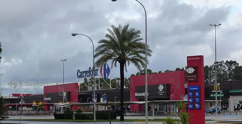 Carrefour en Calle José Jesús García Díaz, 1, Sevilla