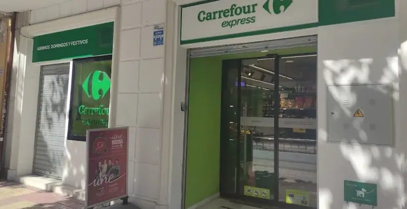 Carrefour Express en Calle Menéndez y Pelayo, 33, Sevilla