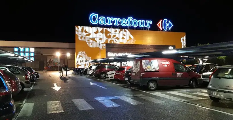 Carrefour en Carretera de Utrera, km. 1, Montequinto, Sevilla