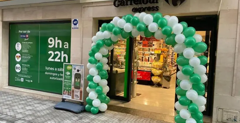 Carrefour Express en Marqués de la Mina, 8, Sevilla