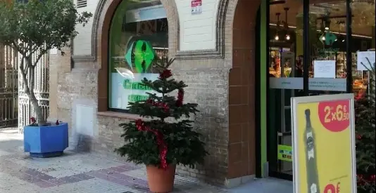 Carrefour Express en Ronda de Capuchinos, 9, Sevilla