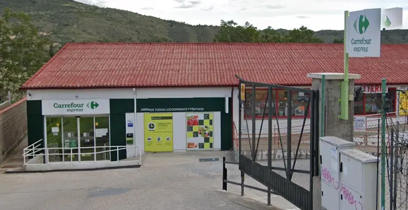 Carrefour Express en Avenida del Ferrocarril, 5, Tielmes