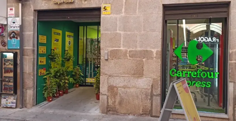 Carrefour Express en Calle Trinidad, 5, Toledo