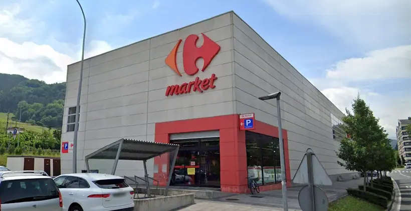 Carrefour Market en Calle Larramendi, 32-34, Parcela 2 del Peou del Subambito 4,2 Isla Autovía, Tolosa