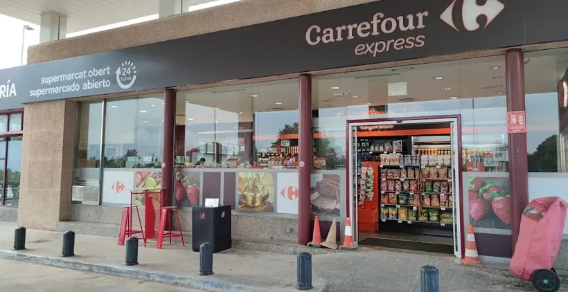 Carrefour Express en Crta. C-32 P.K.130. Dirección Barcelona Norte., Tordera