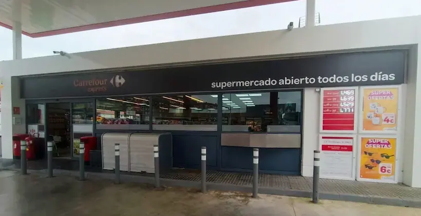 Carrefour Express en Calle Pablo Garnica, s/n, Junto a la estación de servicio, Torrelavega