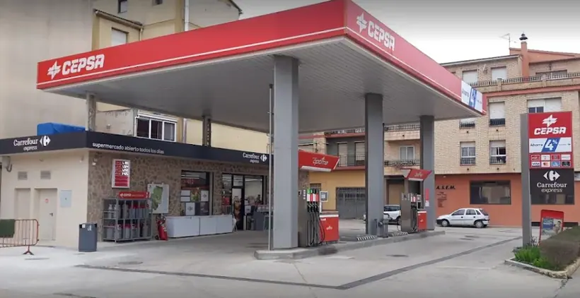 Carrefour Express en Carretera A-231, P.k. 20, Junto a la Estación Cepsa, Valderrobles