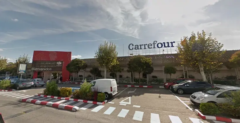 Carrefour en Avenida del Real Valladolid, 5, Valladolid