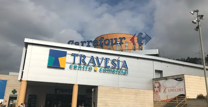 Carrefour en Travesía de Vigo, 202, Centro Comercial Travesia, Vigo