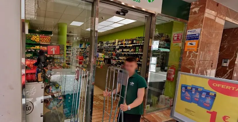 Carrefour Express en Calle Josep Tarradellas, 7, Vilafranca del Penedés