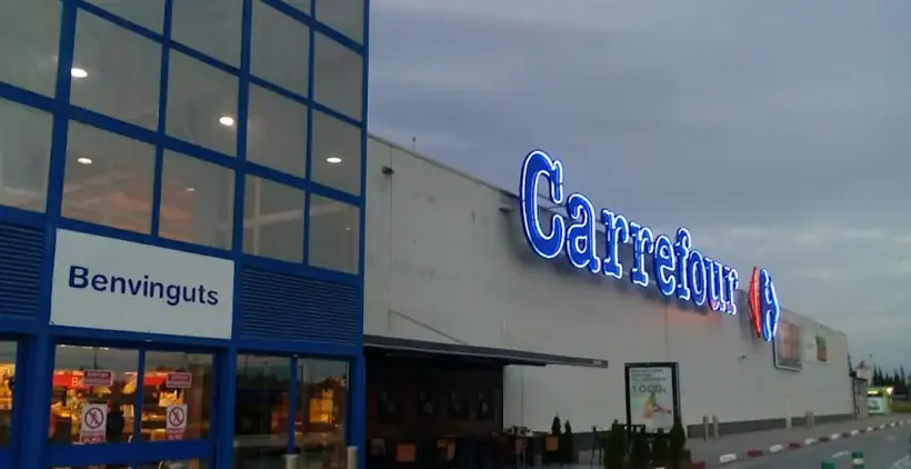 Carrefour en Carretera de Figueres a Roses, km. 29, Vilatenim