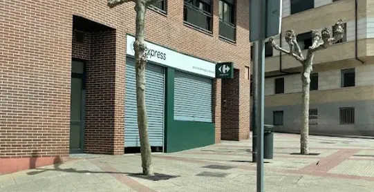 Carrefour Express en Plaza Ermensinda 1 bajo, Villamediana de Iregua