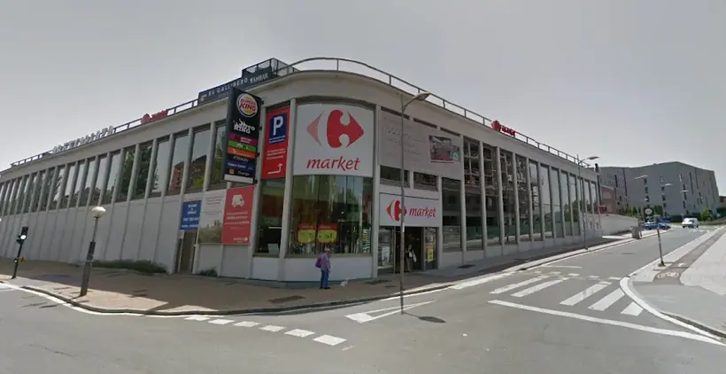 Carrefour Market en Calle Iruraitz-Gauna, 1, bajo 01, Vitoria Gasteiz