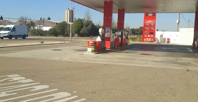 Carrefour Express en Carretera N-125, P.k. 5,6, Junto a la Estación Cepsa, Zaragoza