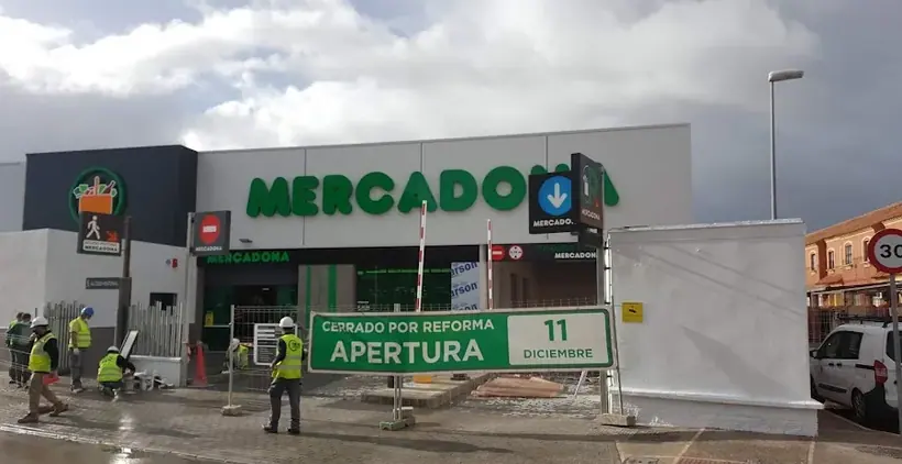Mercadona en Avenida Ntra. Sra. de los Dolores, 15, Chiclana de la Frontera
