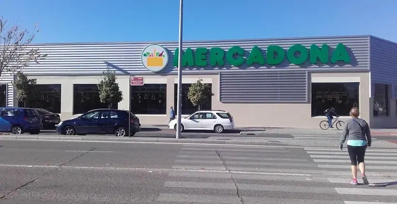 Mercadona en Avenida Manolete, s/n, Córdoba