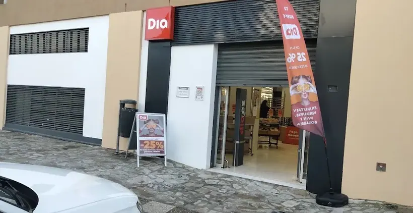 Dia en Avenida Puerto de Levante, Alcalá de los Gazules