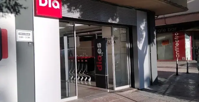 Dia en Avenida Federico Garcia Lorca 115, Almería