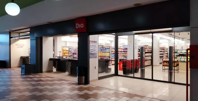 Dia en Calle Canonigo Molina Alonso 4-6, Almería