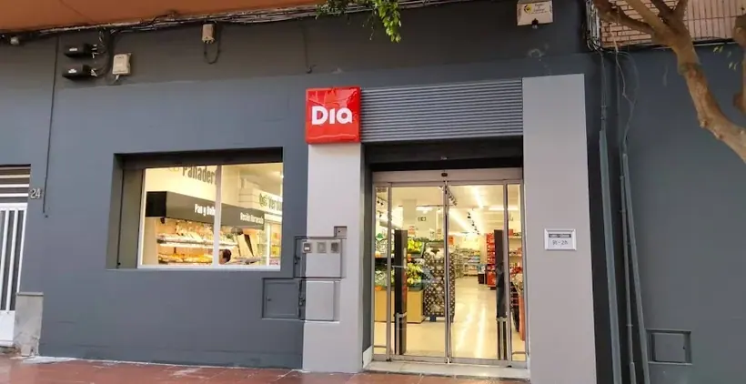 Dia en Calle Jaul 24, Almería