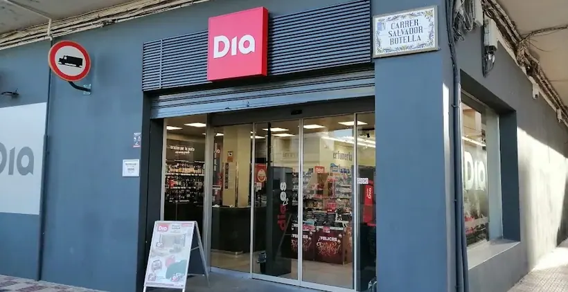 Dia en Calle Salvador Botella 31, Almussafes
