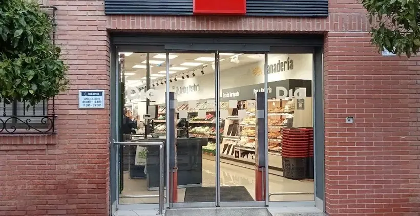 Dia en Calle Ramon y Cajal 6, Arjonilla