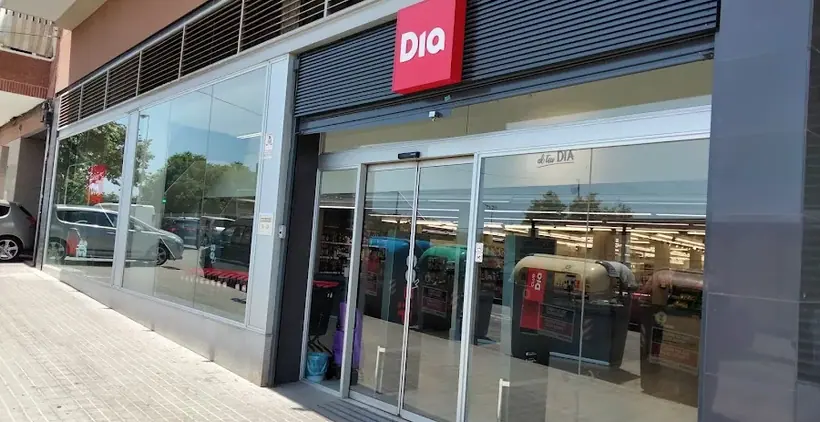Dia en Calle Sardenya 41, Badalona