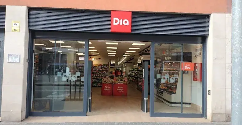 Dia en Calle Badal 43, Barcelona