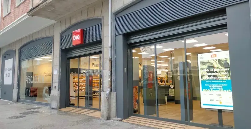 Dia en Calle Valentin Jalon 4,6,8, Burgos