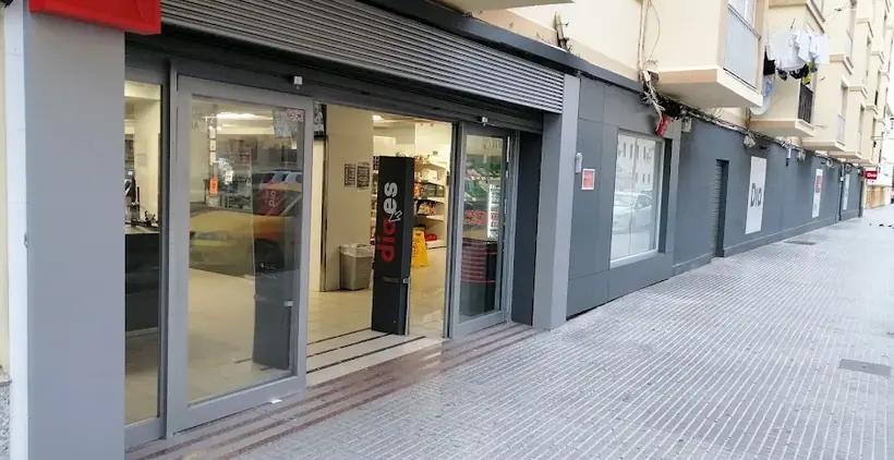 Dia en Avenida Lacave Nº7, Cádiz