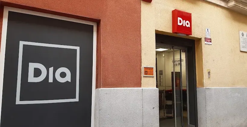 Dia en Calle Ceballos 1,3,5, Cádiz