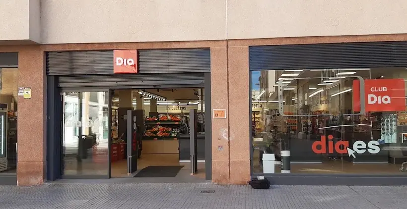 Dia en Calle Del Pueblo Gitano 3, Cádiz