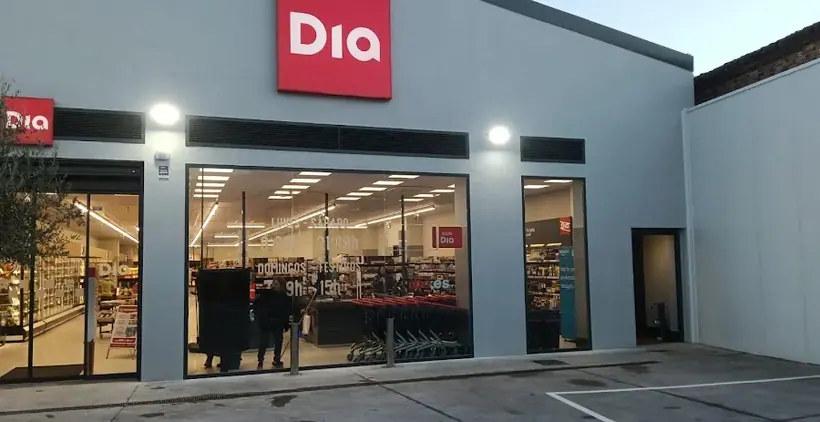 Dia en Avenida Benito Alcalde Sanchez 26, Calera y Chozas