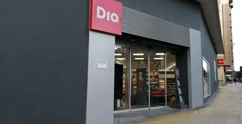 Dia en Avenida Libertad 6/8, Camargo