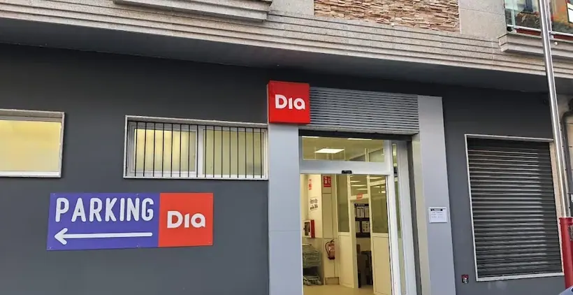 Dia en Calle Otero Pedrayo 4, Cañiza