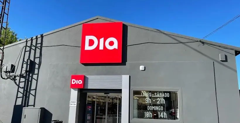 Dia en Calle Ugena 4, Carranque