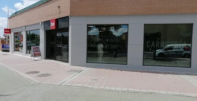 Dia en Avenida Soria 21, Cistérniga