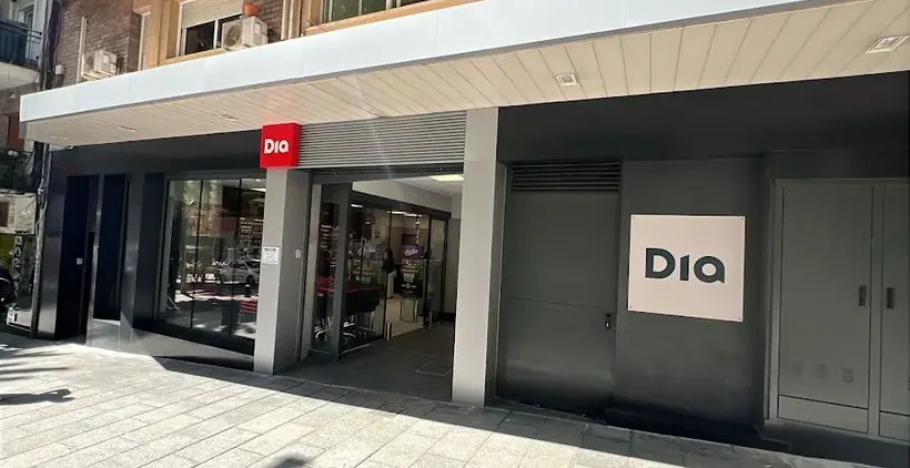 Dia en Rambla Josep Anselm Clave 26, Cornellà de Llobregat